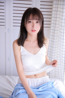 误入男子体校后我被大佬们宠坏了